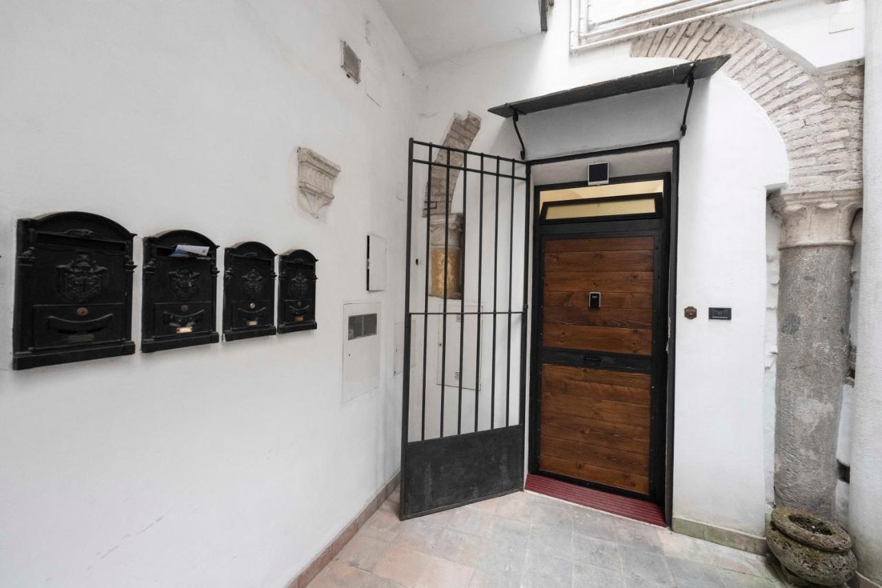 Studio Delle Grotte - Campo De' Fiori Ρώμη Εξωτερικό φωτογραφία